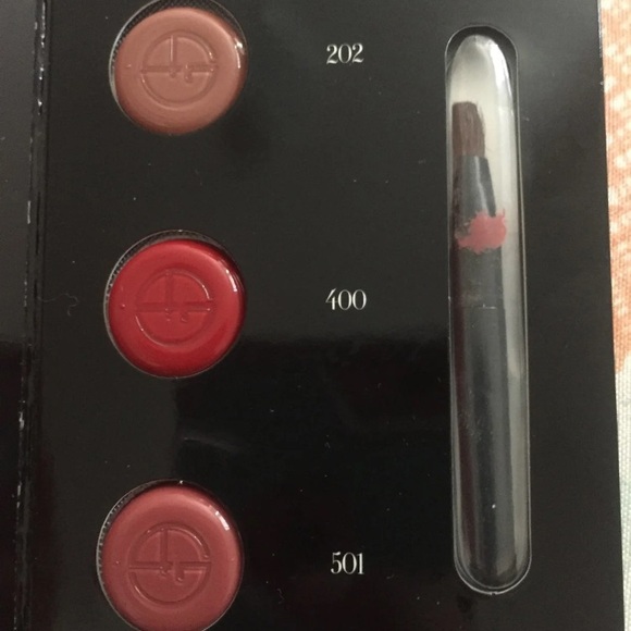 Makeup Kit - Picture 4 of 5